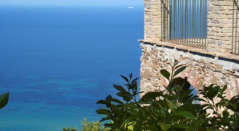 Residenza D'Epoca Tamara Aparthotel Castellabate Quarto foto